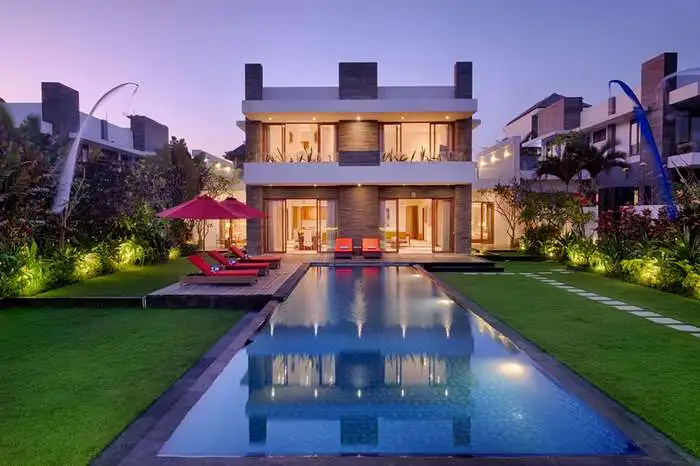 Villa Keluarga di Bali dengan Kolam Renang (AI Tips)